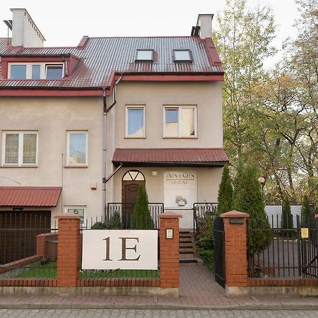 Anton House Hotel Warsaw Exterior photo