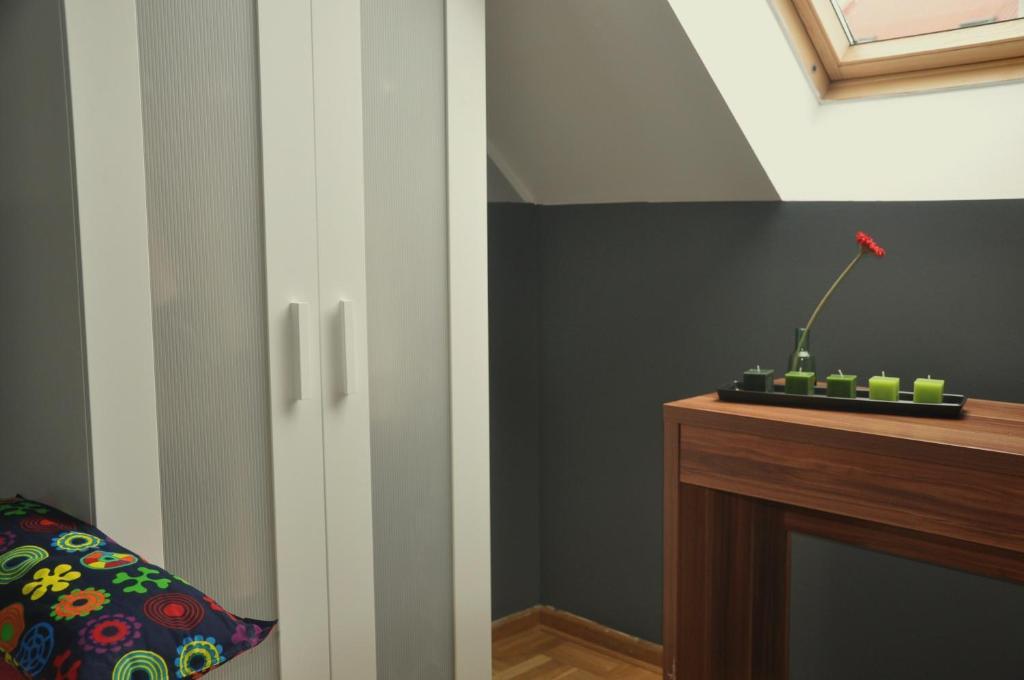 Anton House Hotel Warsaw Room photo