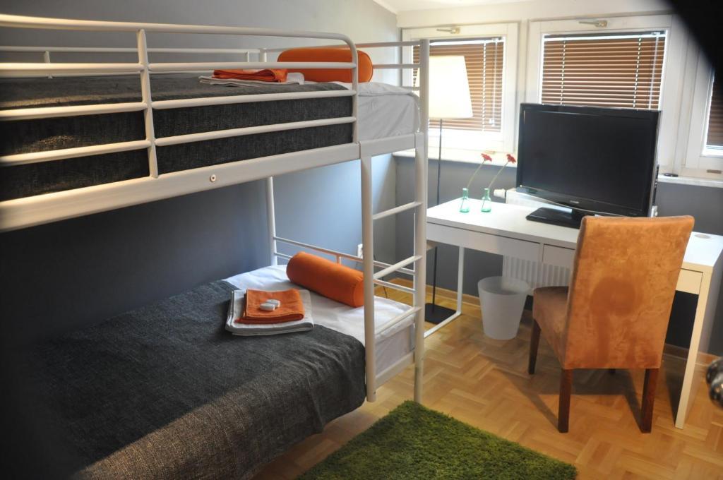 Anton House Hotel Warsaw Room photo